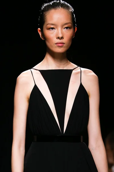 Look 13